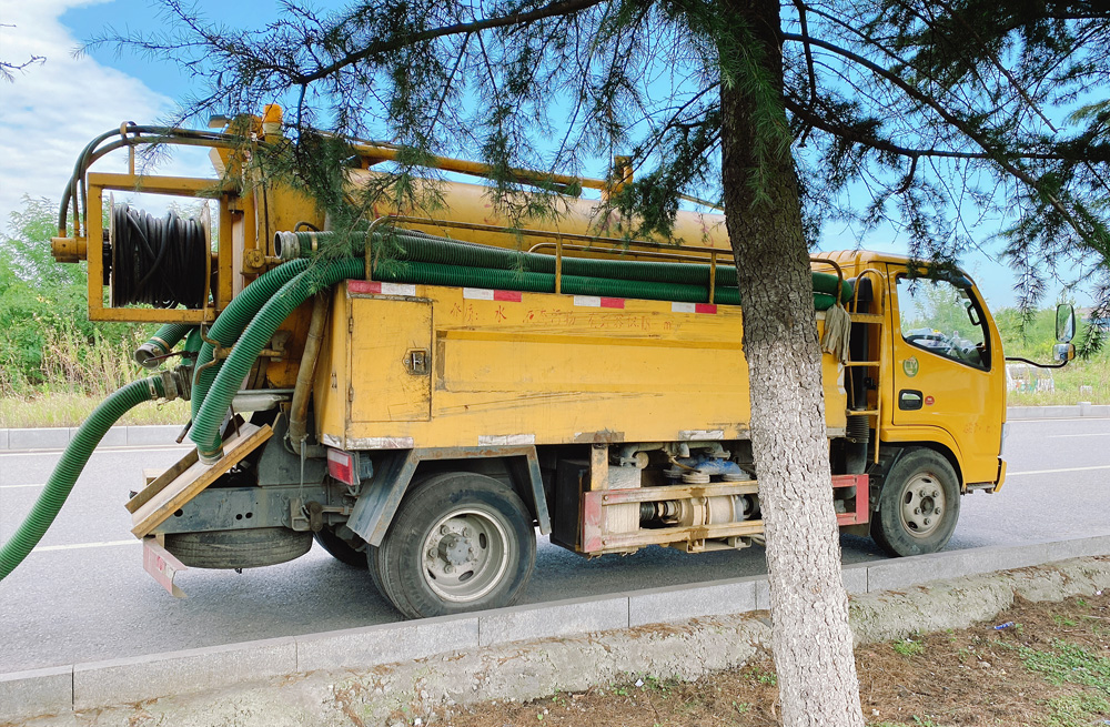 283仙霞路清洗抽粪车