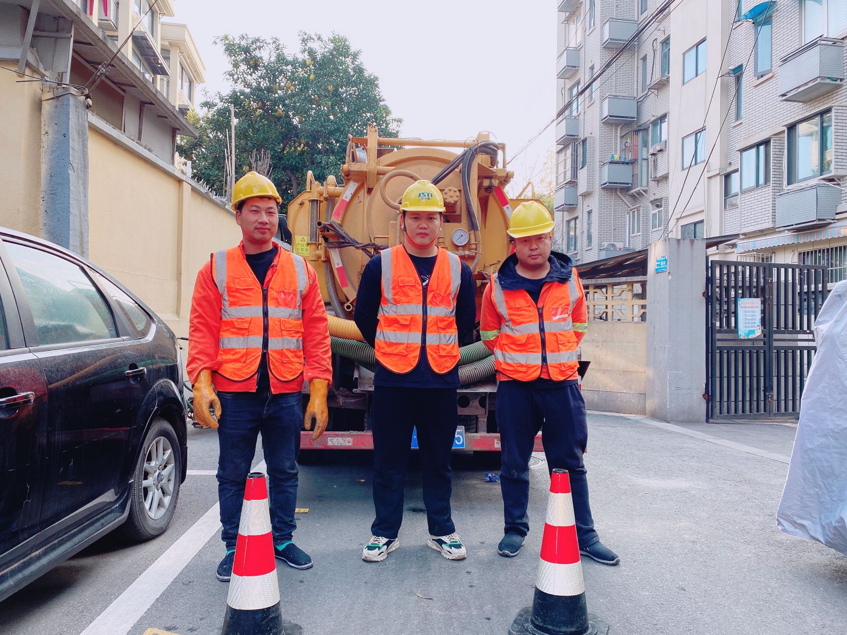 仙霞路南京某小区管道清淤检测施工